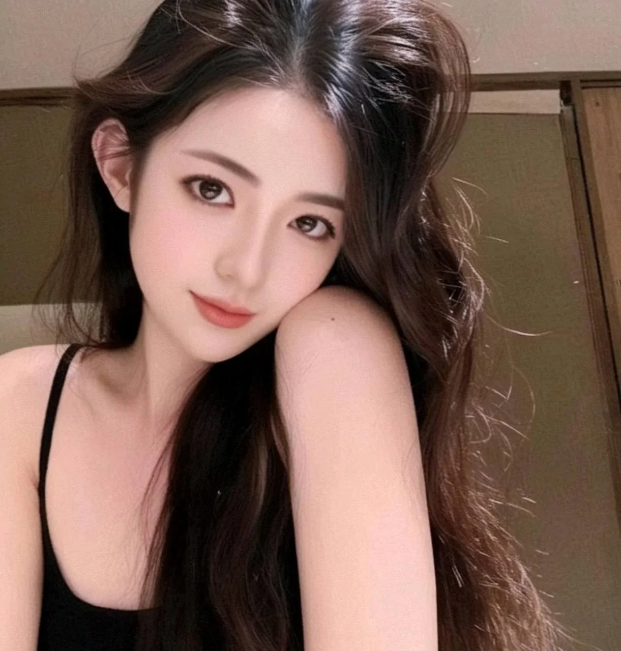 霍彩依 - 高端模特模卡